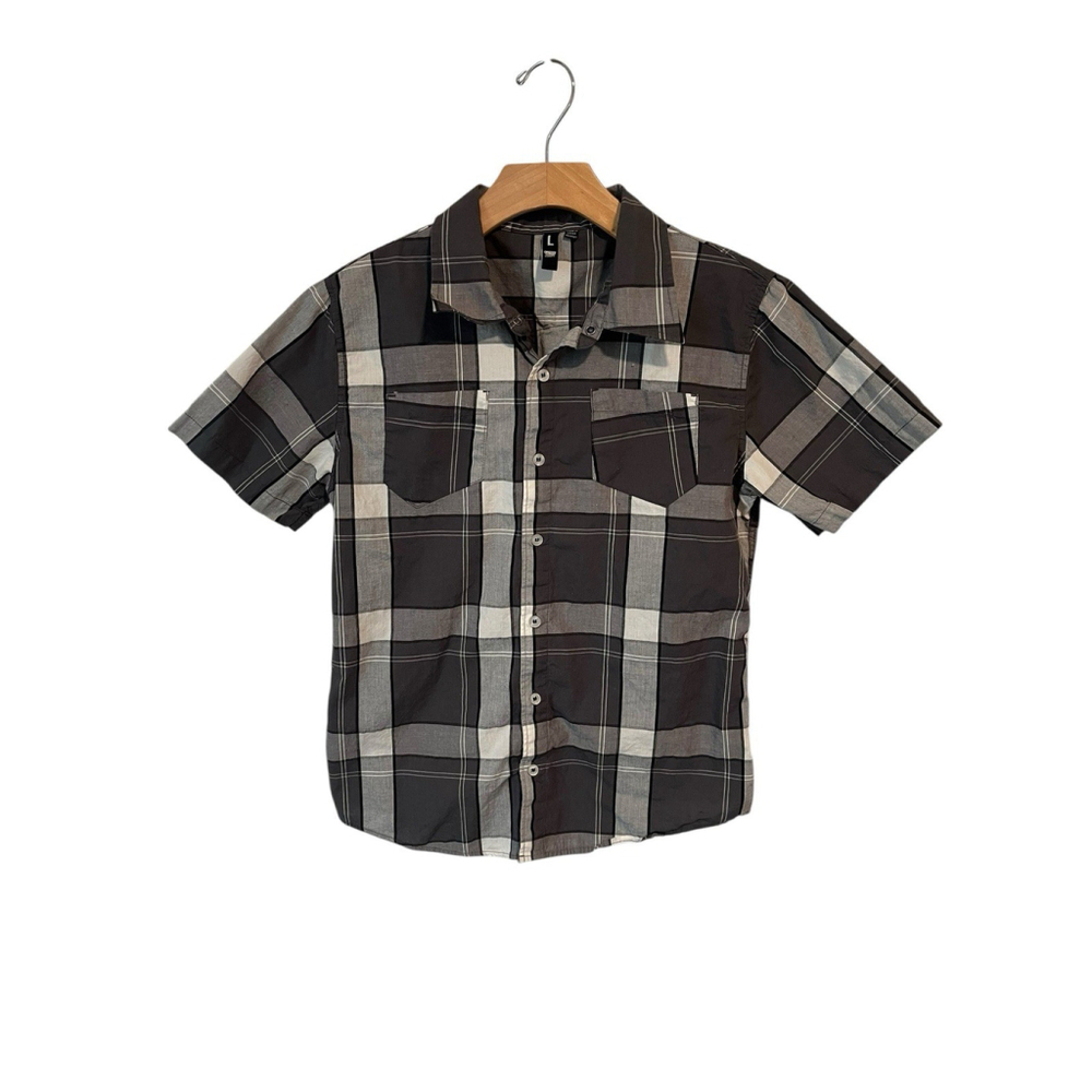 Current Button Up Shirt Boys Size L Black Gray Plaid Short Sleeve Pockets Collar
